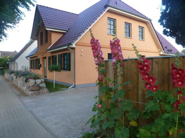 Ferienwohnung Thum Wustrow  Bagian luar foto